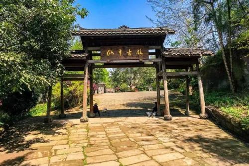 这座千年四川盐运古镇堪称“古盐路上的明珠”，人少景美，免费开放。