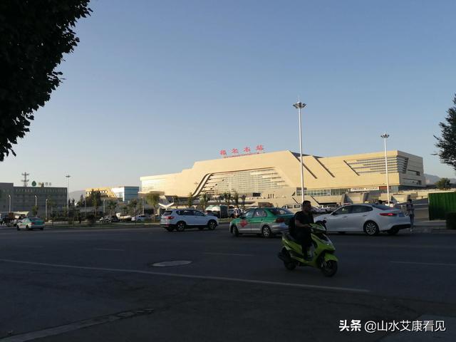 山水艾康|西行笔记67格尔木，五湖四海的兄弟